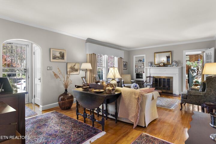 Property Photo:  3822 Keowee Ave  TN 37919 