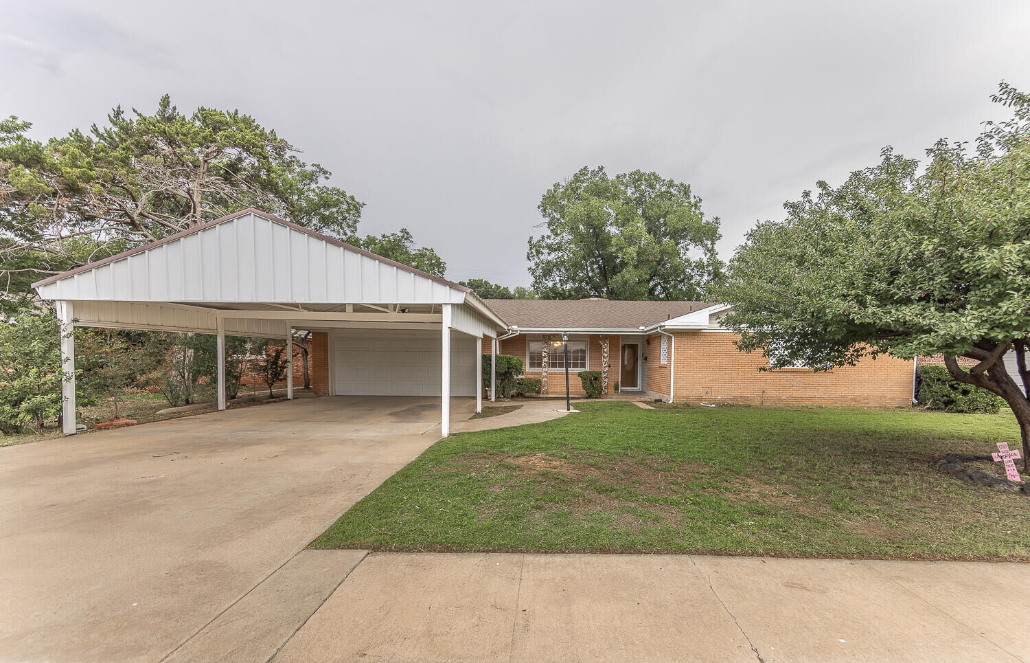 Property Photo:  2310 61st Street  TX 79412 