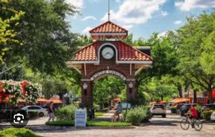 Property Photo: 47 Oak Street FL 34787