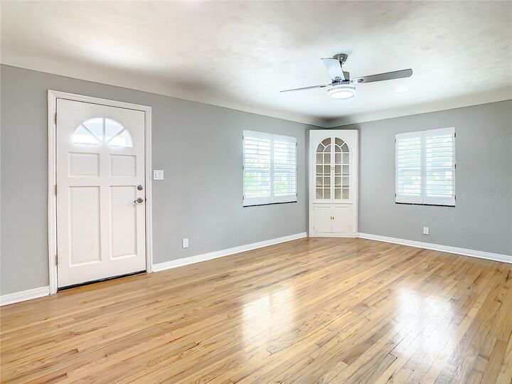 Property Photo:  5400 3rd Avenue N  FL 33710 