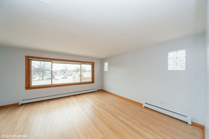 Property Photo:  3700 N Harlem Avenue 2  IL 60634 