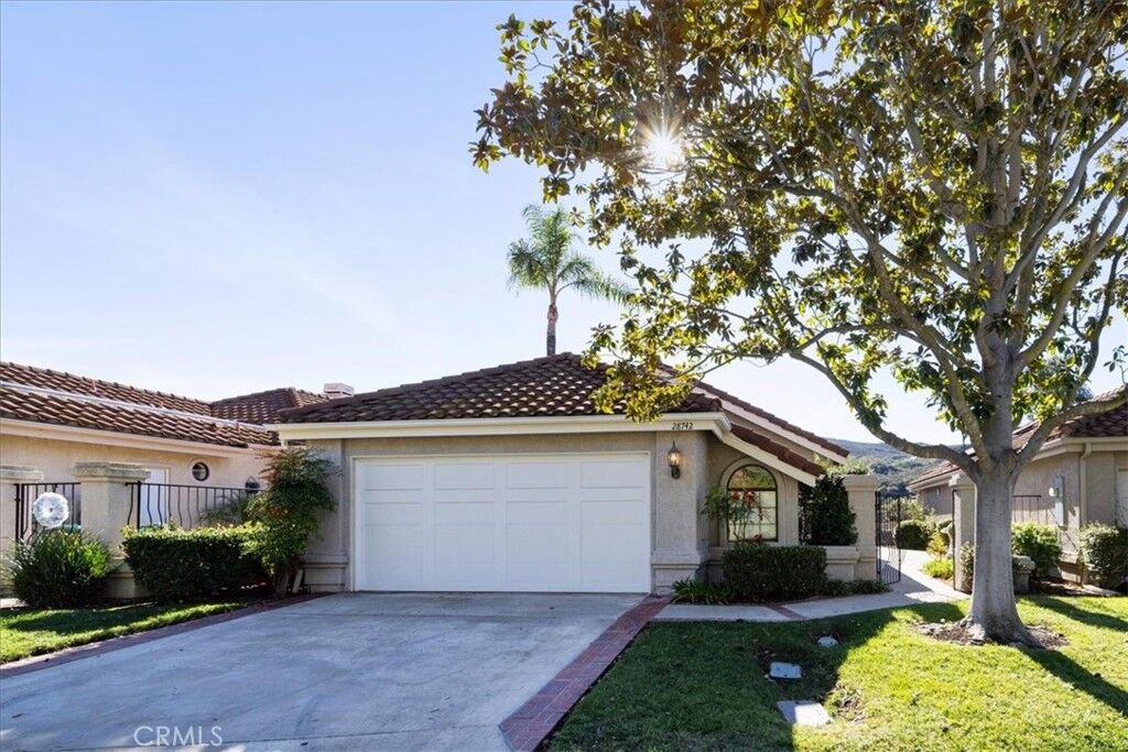 Property Photo:  28742 Vista Valley Drive  CA 92084 