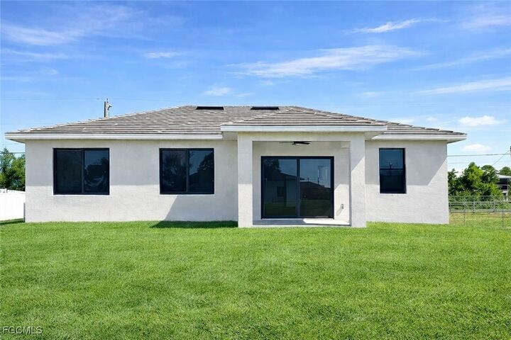 Property Photo: 3905 11th Street SW FL 33976