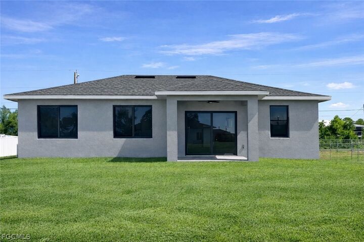 Property Photo:  3905 11th Street SW  FL 33976 