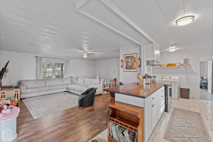 Property Photo:  1886 N County Road 599  AR 72358 