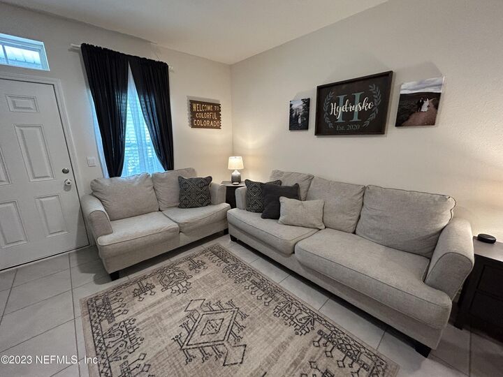 Property Photo: 75510 Harvester Street FL 32097