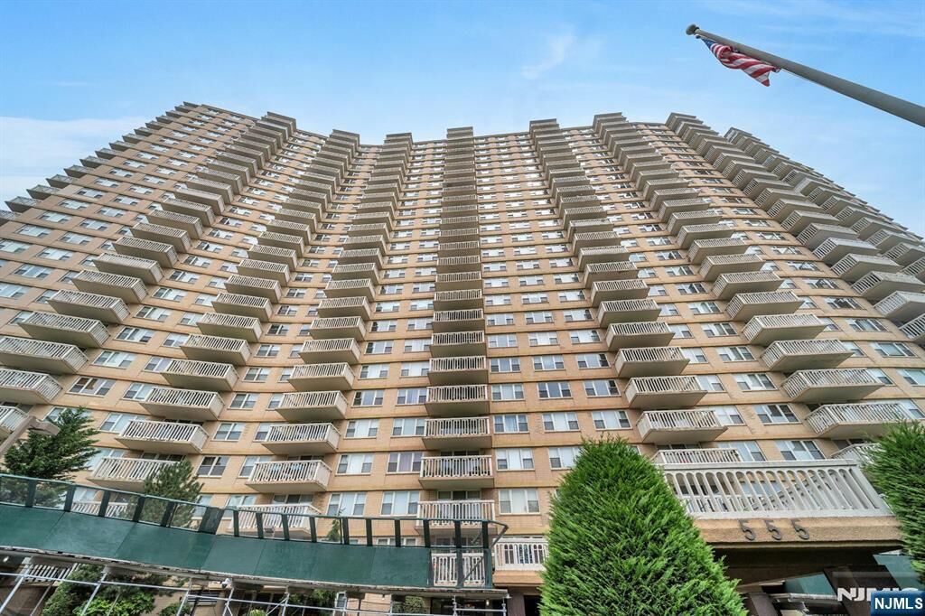 Property Photo: 555 North Avenue 23S NJ 07024