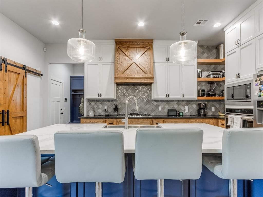 Property Photo:  9308 NW 84th Terrace  OK 73099 