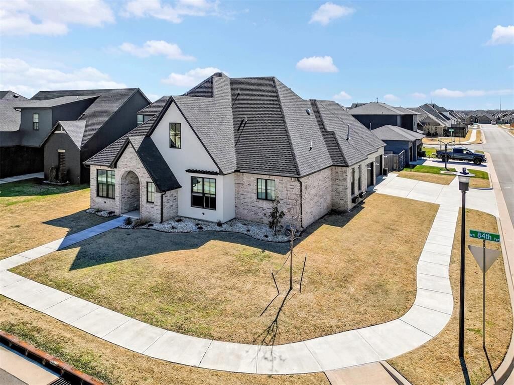 Photo de la propriété:  9308 NW 84th Terrace  OK 73099 