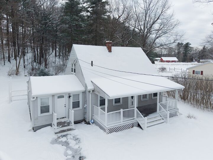 Property Photo:  1025 Mechanic Street  MA 01453 