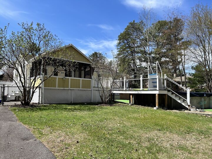 Property Photo:  31 Harjean Dr  MA 01821 