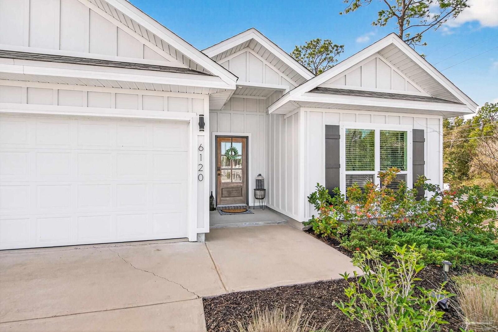 Property Photo:  6120 Rutherford Loop  FL 32526 