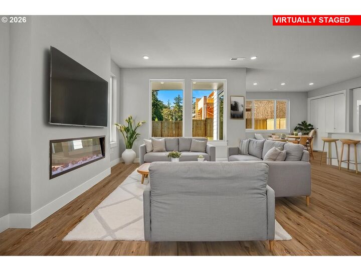 Property Photo: 27441 SW Ponderosa Ave OR 97070