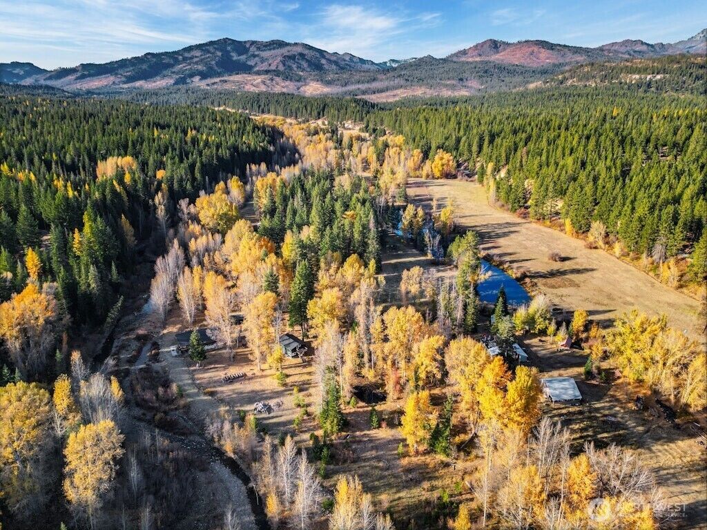 Property Photo:  81  Middle Fork Lane  WA 98922 