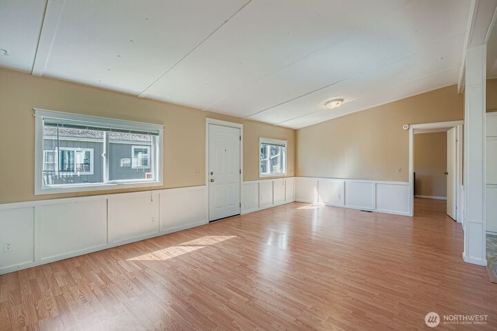 Property Photo:  31600  126th Avenue SE 139  WA 98002 