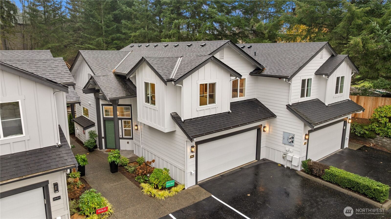Property Photo:  23206  Fitzgerald Road 1  WA 98021 