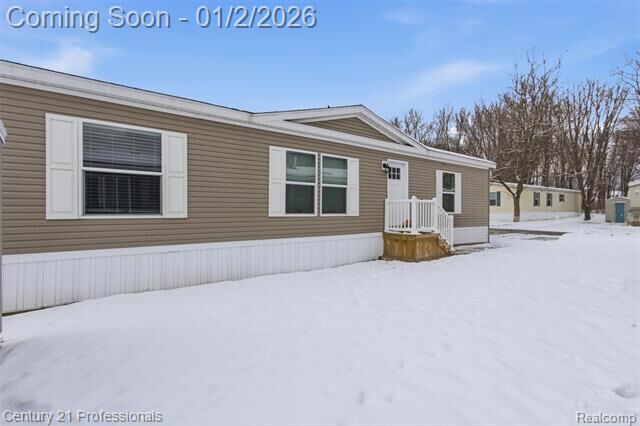 Property Photo:  42047 Laroi Dr. Drive  MI 48377 