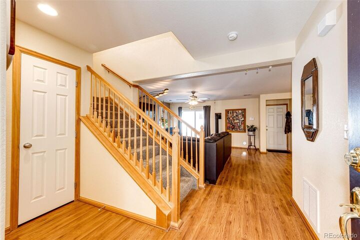 Property Photo:  1190 S Pitkin Way  CO 80017 