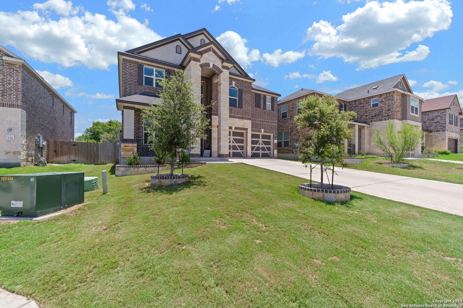 Property Photo:  327 Carlito Cv  TX 78148 