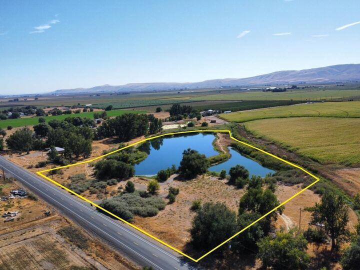 Property Photo:  Nna Fort Rd Fort Rd/Lateral B Rd Wapato  WA 98951 