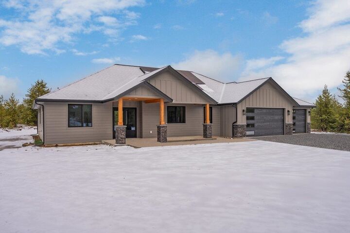 Property Photo:  508 W W Slaton Ln  WA 99006 