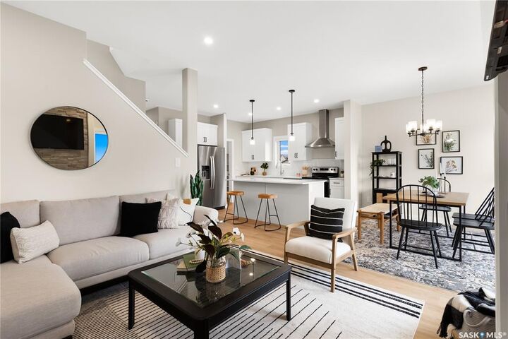 Property Photo:  327 Asokan Bend  SK S7V 1V7 