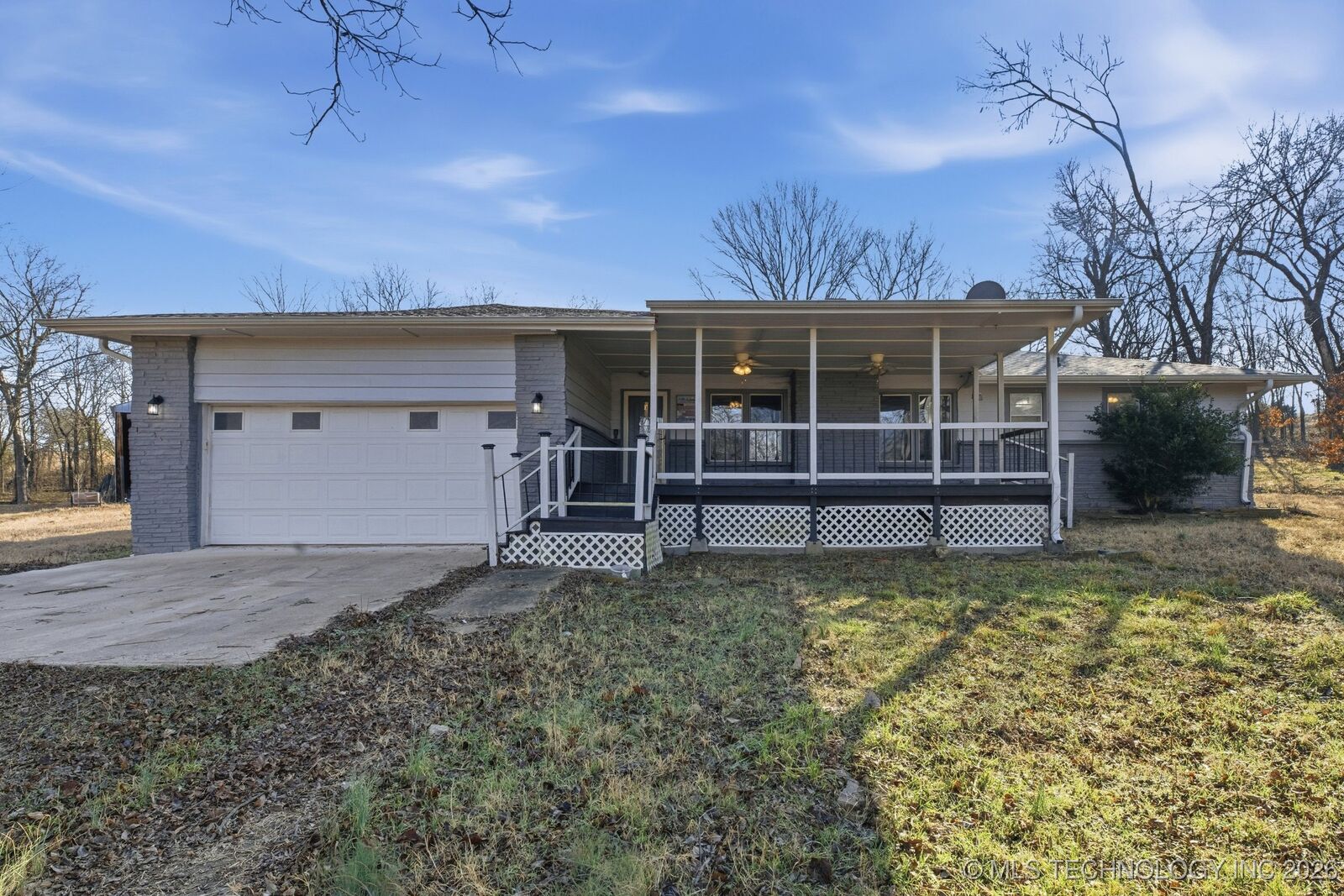 Property Photo:  40682 N 3950 Road  OK 74070 