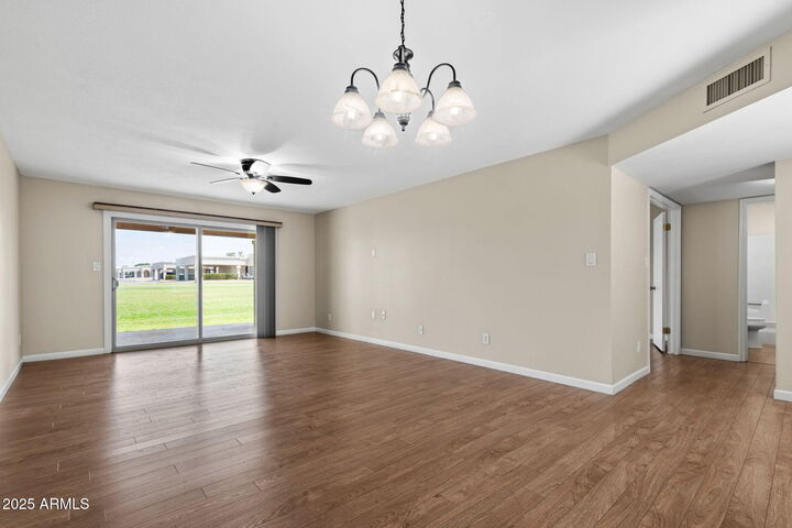 Property Photo:  747 S Arrowwood Way  AZ 85208 