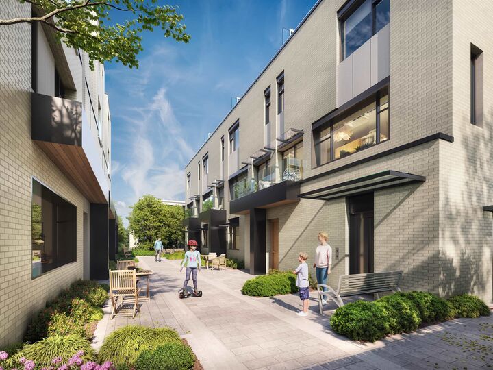 Property Photo: 433 E 3rd Street 112 BC V7L 1G3