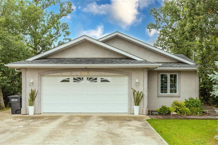 Photo de la propriété:  105 Peters Lane  MB R5G 1J6 