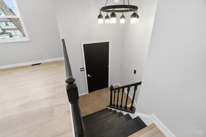 Property Photo:  9925 Grasscreek Court  OH 45231 