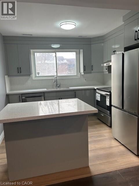 Property Photo:  201 Silvercreek Parkway North 29  ON N1H 3T4 