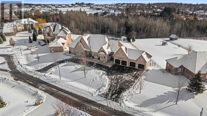 Property Photo:  5121 Tom Thomson Court  ON L1Y 0A1 