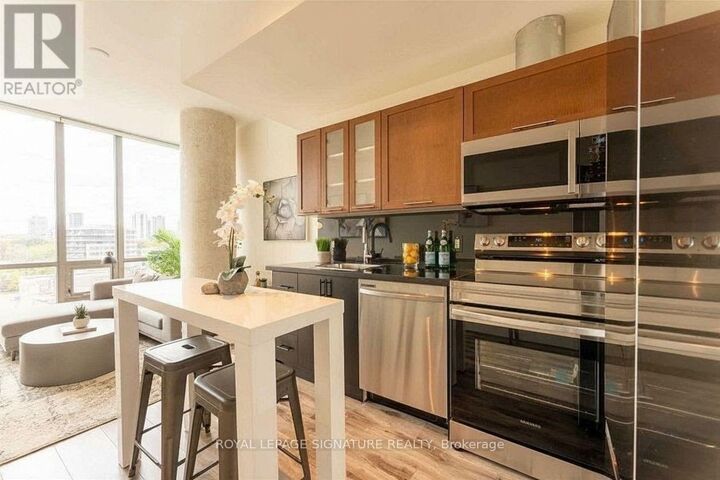 Property Photo:  33 Mill Street 703  ON M5A 3R3 