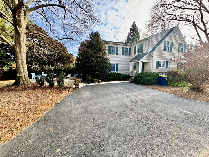 Property Photo: 17 Meadville Dr VA 23417