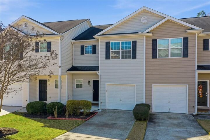 Property Photo: 190 Prospect Path GA 30141