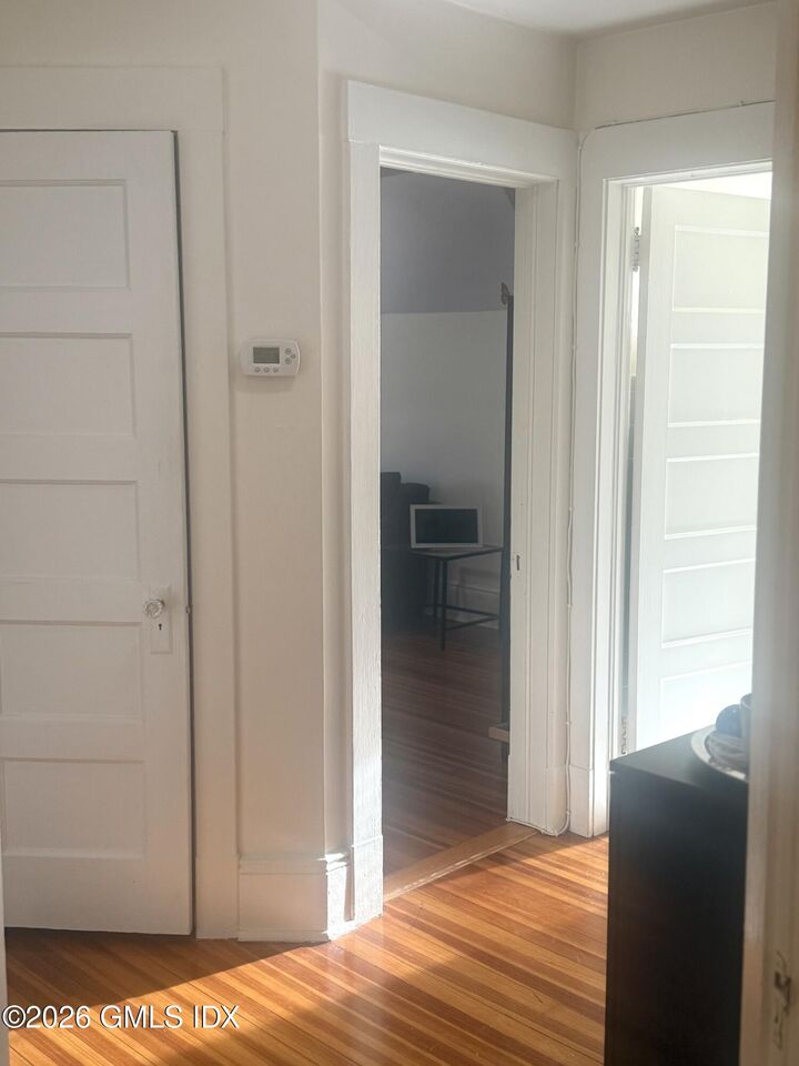 Property Photo:  305 Milbank Avenue 3  CT 06830 