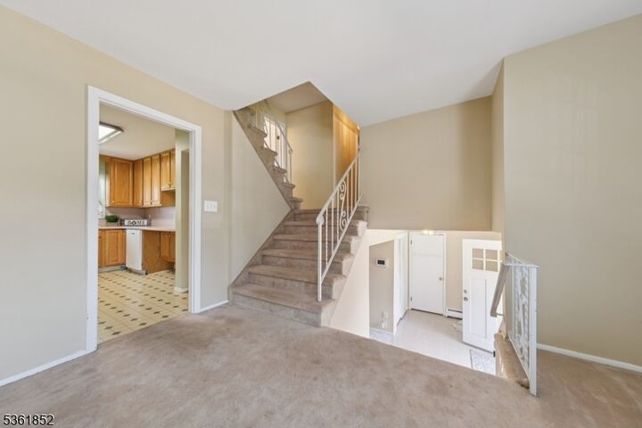 Property Photo:  578 Winchester Ave  NJ 07083 