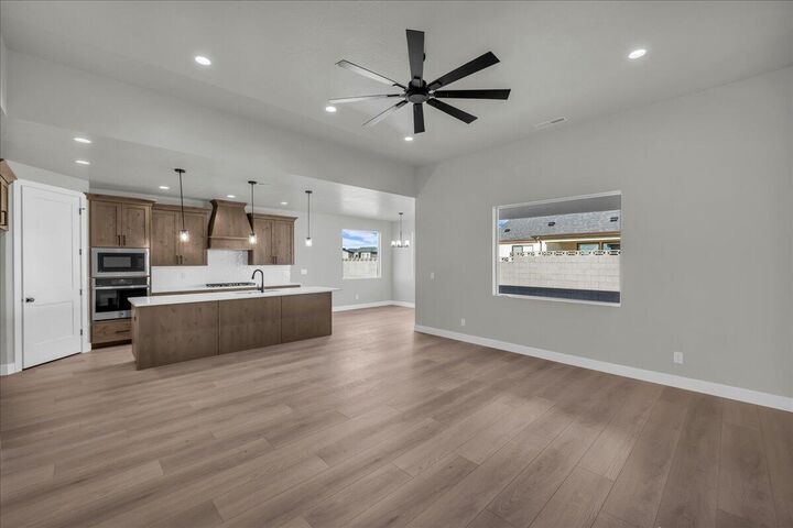 Property Photo:  4494 W 150 N  UT 84721 