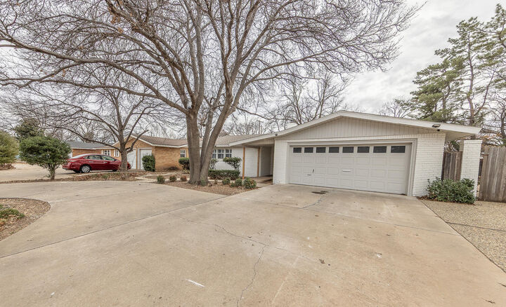 Property Photo:  3423 55th Street  TX 79413 