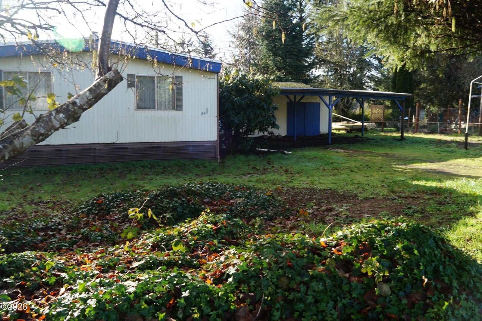 Property Photo:  341 SE Swan Avenue  OR 97380 