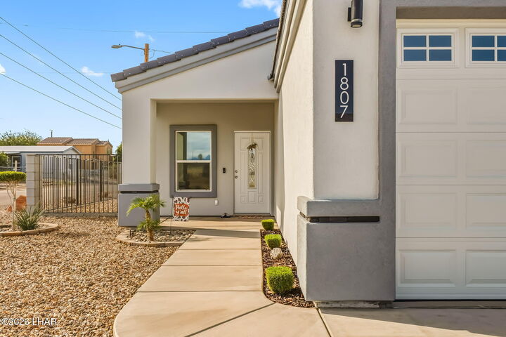 Property Photo:  1807 Rollando Dr  AZ 86442 