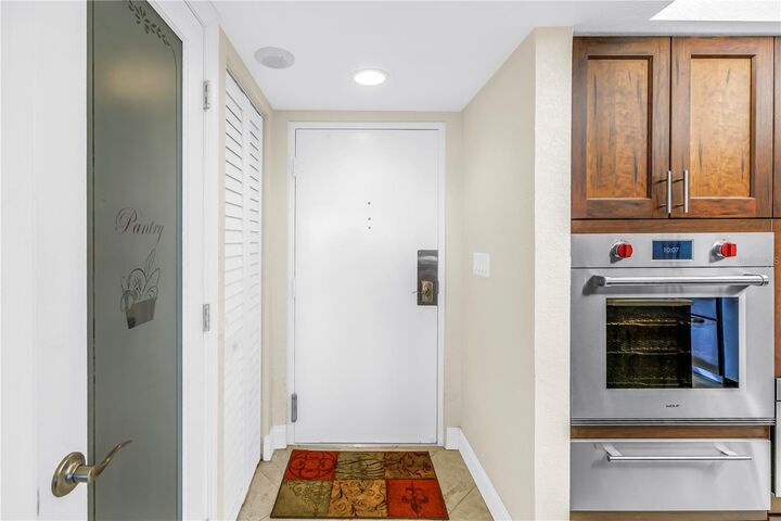 Property Photo:  5220 Brittany Drive S 1510  FL 33715 