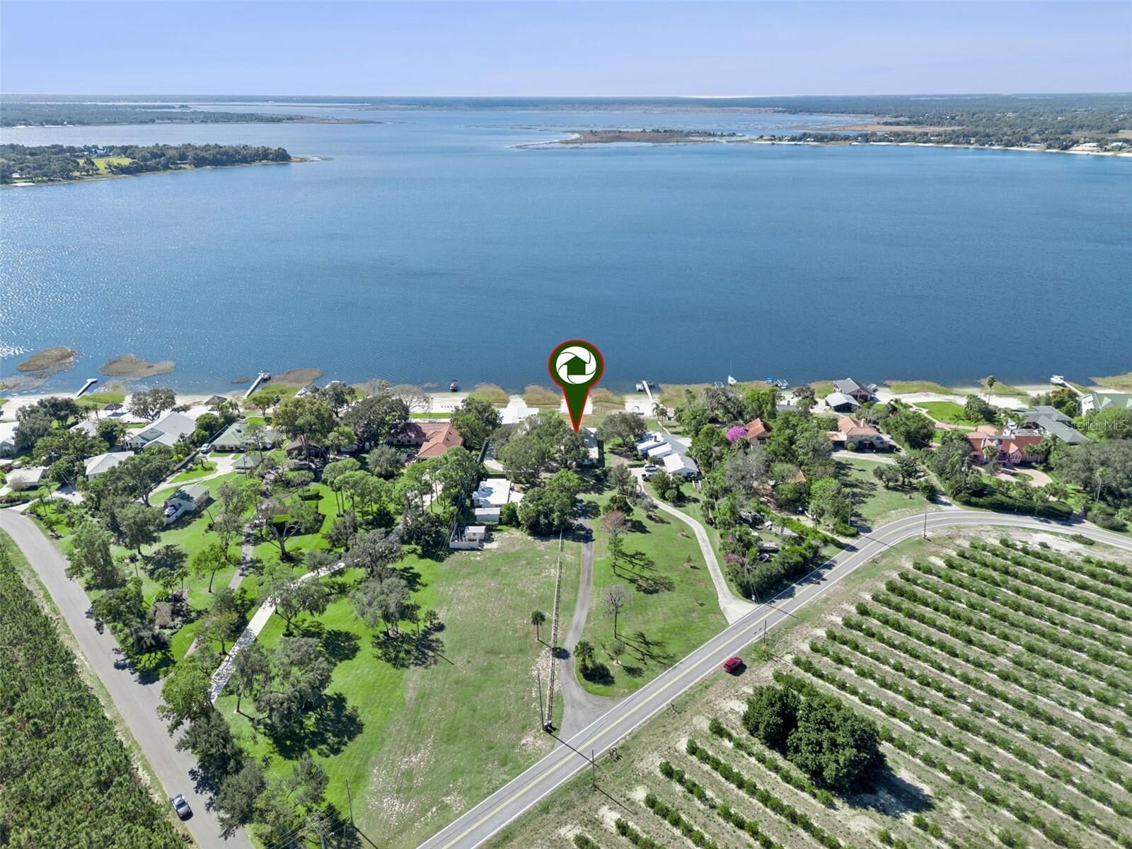 Property Photo: 1280 N Crooked Lake Drive FL 33827