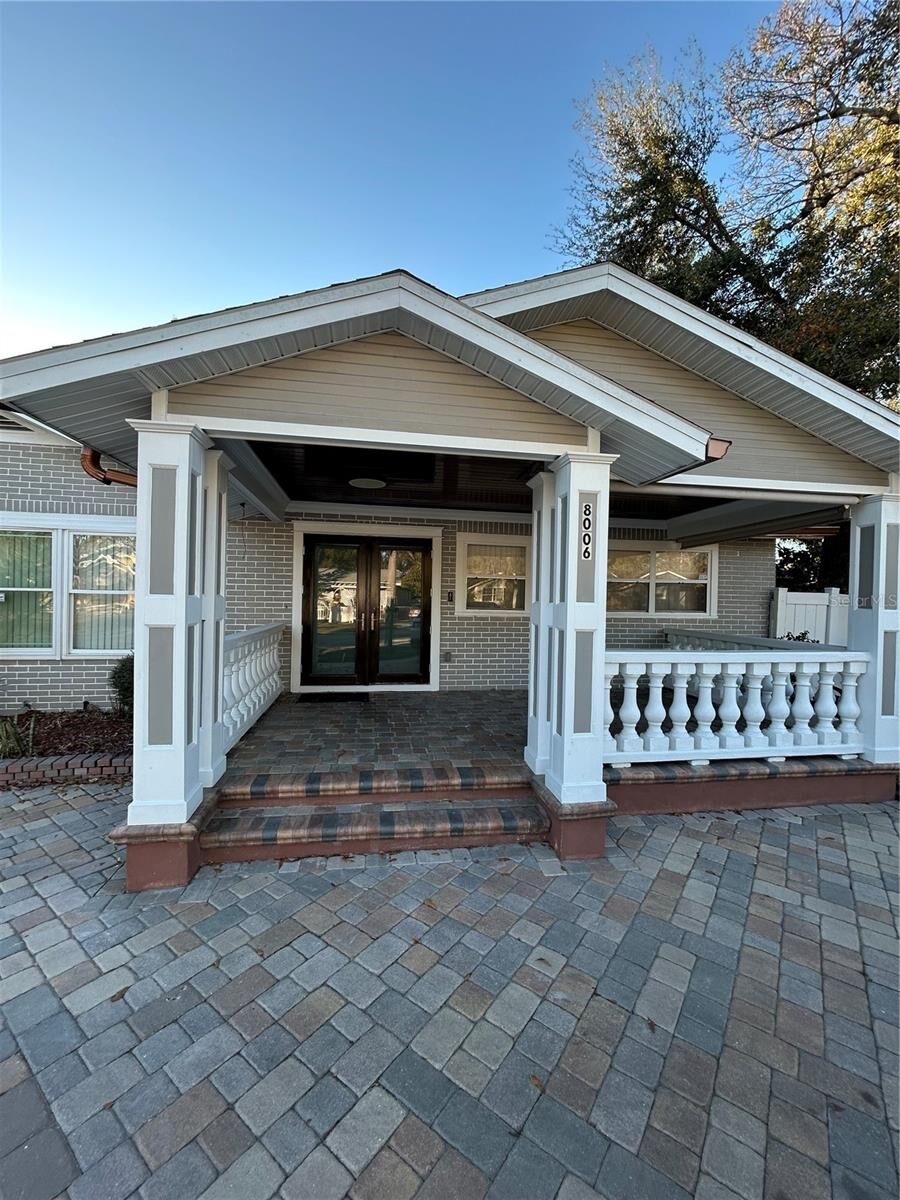 Property Photo:  8006 N Rome Avenue  FL 33604 