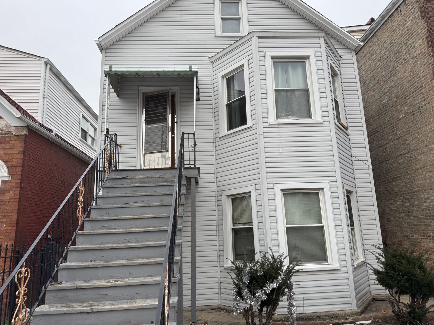 Property Photo: 4717 S Rockwell Street IL 60632