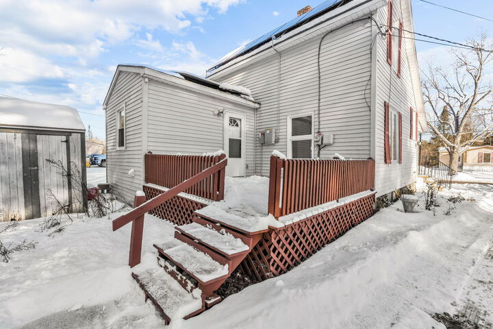 Property Photo:  22 Pine Street  ME 04461 