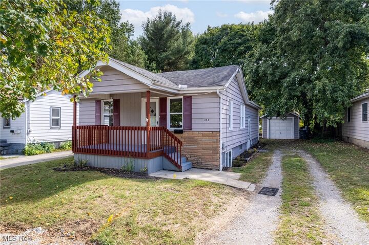 Property Photo:  894 Sutherland Avenue  OH 44314 
