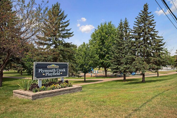 Property Photo:  3820 Harbor Lane N  MN 55446 