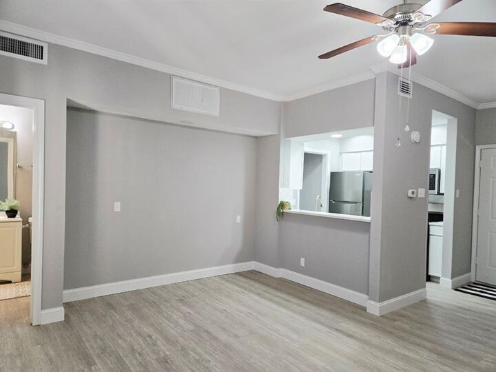 Property Photo:  5325 Bent Tree Forest Drive 1129  TX 75248 